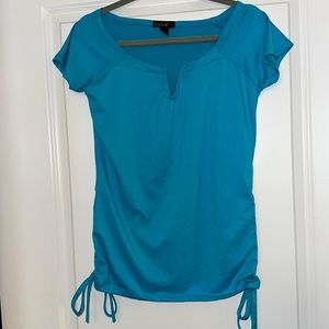 Blue fitted tee